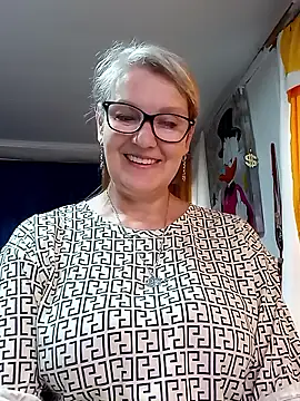 irinamaux online show from 18, 4, 2026