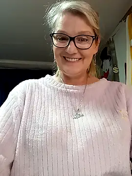 irinamaux online show from 11, 5, 2026