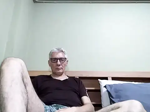 BIGUNCUTHARDCOCK online show from 15, 10, 2025