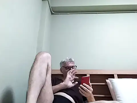 BIGUNCUTHARDCOCK online show from 11, 1, 2026