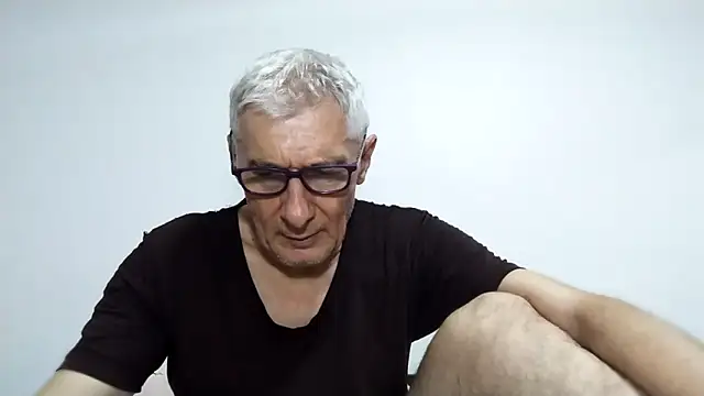 BIGUNCUTHARDCOCK online show from 9, 4, 2026