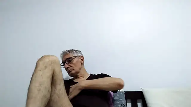 BIGUNCUTHARDCOCK online show from 13, 5, 2026