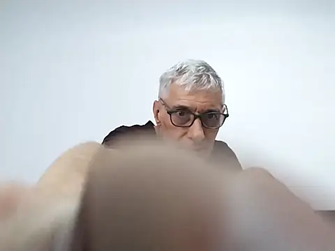 BIGUNCUTHARDCOCK online show from 18, 5, 2026