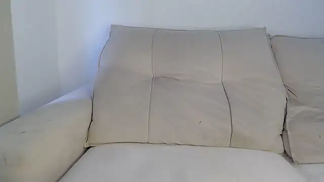 AninhaSampaio online show from 4, 12, 2025