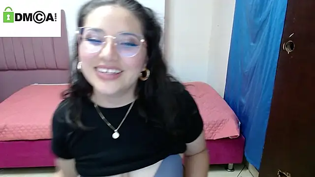 phoenixxxx777 online show from 5, 4, 2026
