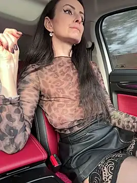 Snapshot of _AHHA_ chatting on 16, 2, 2025 AHHA online show from 16, 2, 2025