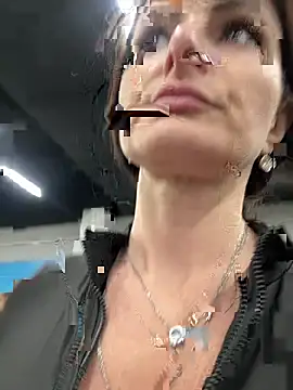 Snapshot of _AHHA_ chatting on 28, 2, 2025 AHHA online show from 28, 2, 2025