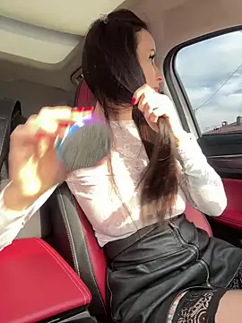 Snapshot of _AHHA_ chatting on 11, 3, 2025 AHHA online show from 11, 3, 2025