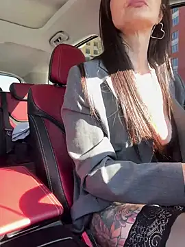 Snapshot of _AHHA_ chatting on 16, 3, 2025 AHHA online show from 16, 3, 2025