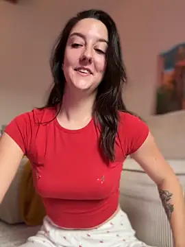 Snapshot of _Juliette chatting on 28, 10, 2025 Juliette online show from 28, 10, 2025