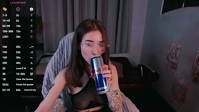 Snapshot of ashleyro1 chatting on 15, 11, 2025 ashleyro1 online show from 15, 11, 2025