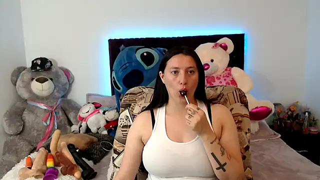 Lorenahot 06 online show from 11, 11, 2025