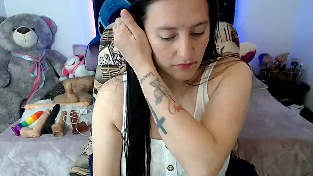 Snapshot of Lorenahot_06 chatting on 21, 2, 2026 Lorenahot 06 online show from 21, 2, 2026