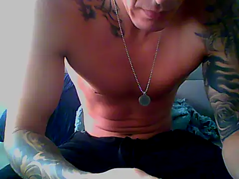 Skater29xx2 online show from 13, 2, 2025