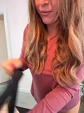 ChristyAdair online show from 19, 12, 2025