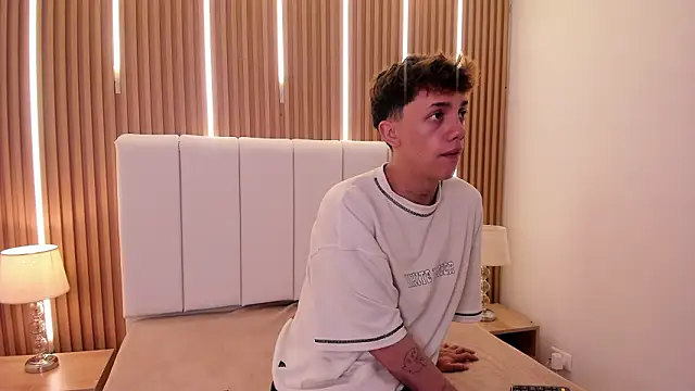 Tomy Rox online show from 7, 2, 2026