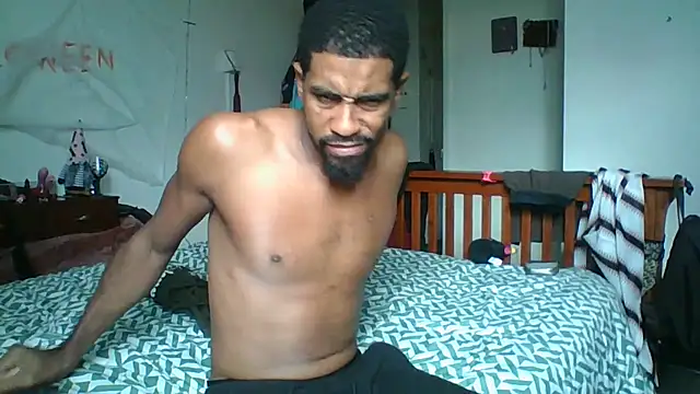 Snapshot of ExoticVibes69 chatting on 17, 10, 2025 ExoticVibes69 online show from 17, 10, 2025