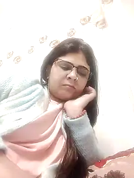 Snapshot of Husnpari20 chatting on 10, 1, 2025 Husnpari20 online show from 10, 1, 2025