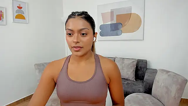 amandaconner online show from 25, 2, 2025