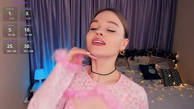 Snapshot of CedelKyngi chatting on 28, 12, 2024 CedelKyngi online show from 28, 12, 2024