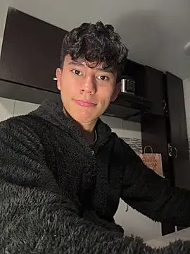 Angel esteban fx online show from 8, 3, 2026