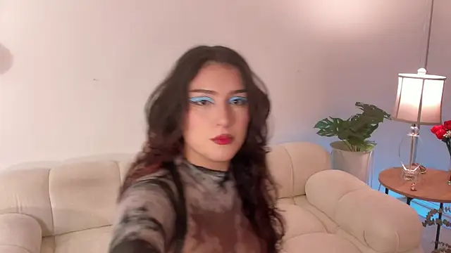 Snapshot of freya_bella_ chatting on 15, 12, 2024 freya bella online show from 15, 12, 2024