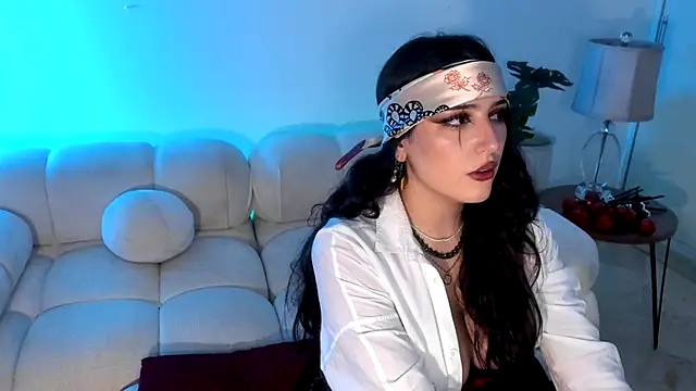 Snapshot of freya_bella_ chatting on 3, 10, 2025 freya bella online show from 3, 10, 2025