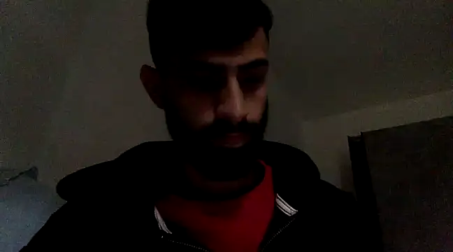 hugoprada online show from 18, 12, 2024