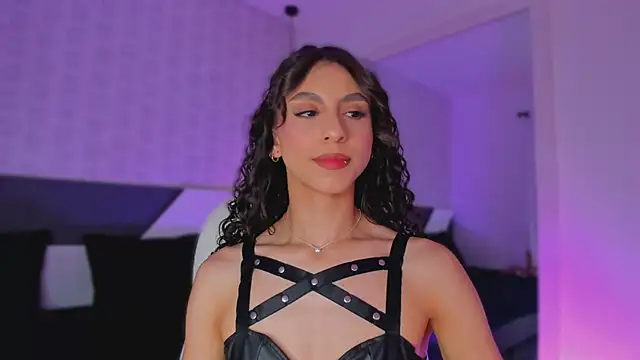 Snapshot of MiissCharlotte chatting on 28, 2, 2025 MiissCharlotte online show from 28, 2, 2025