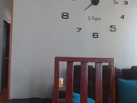 Laura martin  online show from 6, 2, 2025