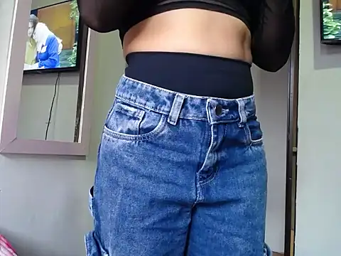 Laura martin  online show from 15, 11, 2025