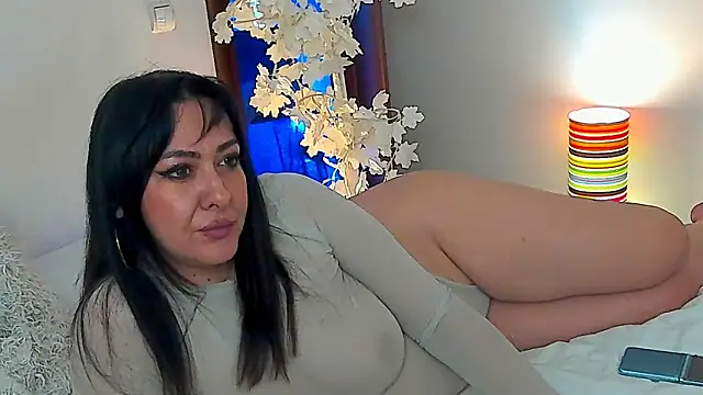 Snapshot of GracyJee chatting on 13, 3, 2025 GracyJee online show from 13, 3, 2025