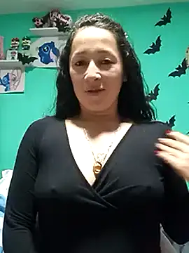 Snapshot of emilypoppy3 chatting on 23, 1, 2025 emilypoppy3 online show from 23, 1, 2025