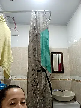 Snapshot of emilypoppy3 chatting on 26, 11, 2025 emilypoppy3 online show from 26, 11, 2025