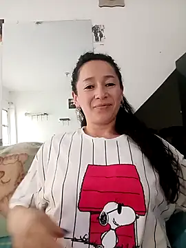 Snapshot of emilypoppy3 chatting on 29, 11, 2025 emilypoppy3 online show from 29, 11, 2025