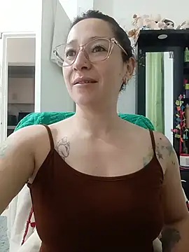 Snapshot of emilypoppy3 chatting on 25, 6, 2026 emilypoppy3 online show from 25, 6, 2026