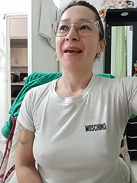 Snapshot of emilypoppy3 chatting on 26, 6, 2026 emilypoppy3 online show from 26, 6, 2026