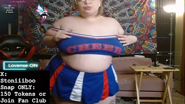 Stoniiiboo online show from 5, 11, 2025