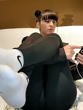 Melody87 online show from 26, 11, 2025