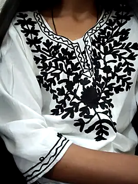 Snapshot of Kumkum_36 chatting on 8, 3, 2025 Kumkum 36 online show from 8, 3, 2025