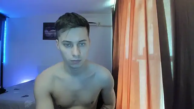 Snapshot of Dreamboy24 chatting on 23, 4, 2026 Dreamboy24 online show from 23, 4, 2026