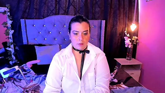 martina foxy  online show from 19, 2, 2025