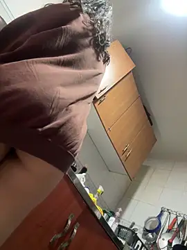 Mila Morgan online show from 8, 4, 2026