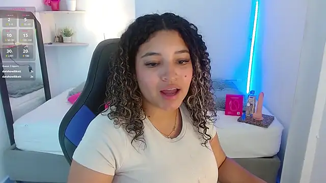 Snapshot of Julia_Boobs chatting on 27, 9, 2025 Julia Boobs online show from 27, 9, 2025