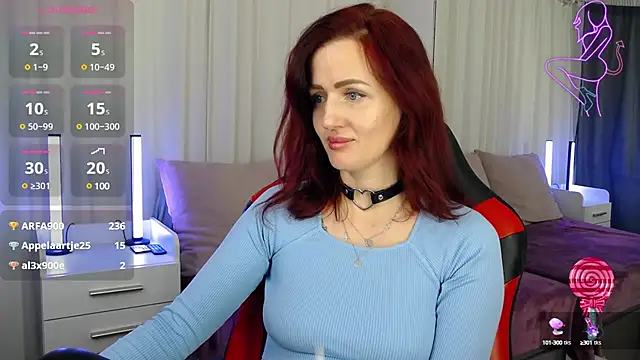 Snapshot of ElisaJane chatting on 23, 12, 2024 ElisaJane online show from 23, 12, 2024