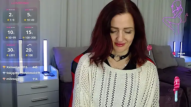 Snapshot of ElisaJane chatting on 24, 12, 2024 ElisaJane online show from 24, 12, 2024