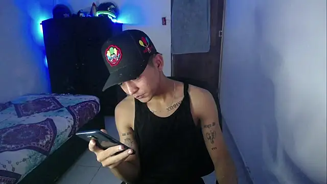 Sxntisaul   online show from 17, 2, 2025