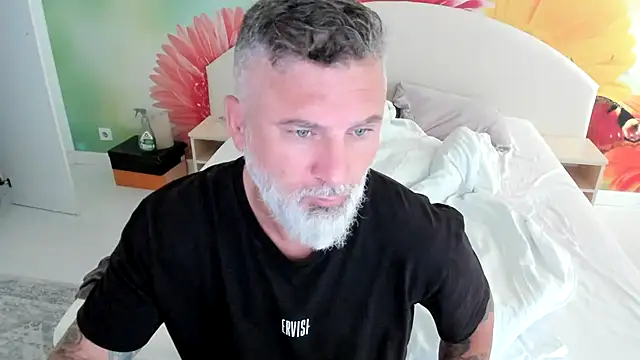 BlowMyXXL online show from 21, 11, 2025