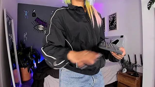 Raven Witch  online show from 3, 10, 2025