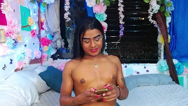 Snapshot of Karly_coffe chatting on 4, 3, 2025 Karly coffe online show from 4, 3, 2025